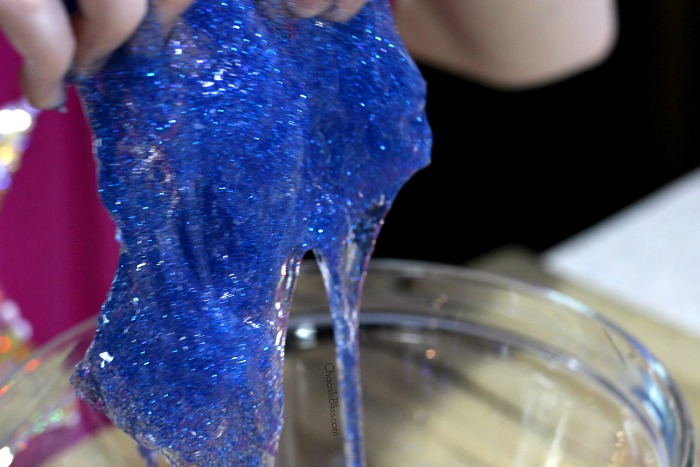 Here's a fun DIY Earth Day or Earth-inspired slime you can make with your kids, with bold colors and lots and lots of GLITTER!